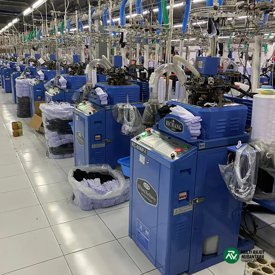 Pabrik Kaos Kaki Custom dan Maklon Desain Sendiri, Harga Grosir