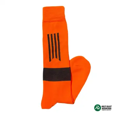 Ekspresikan Identitas Timmu! Custom Kaos Kaki Bola dan Futsal dengan Logo Klub dan Desain Eksklusif