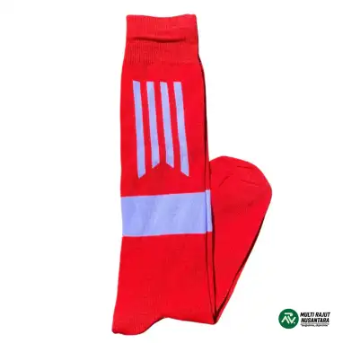 Ekspresikan Identitas Timmu! Custom Kaos Kaki Bola dan Futsal dengan Logo Klub dan Desain Eksklusif