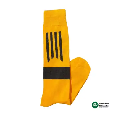 Ekspresikan Identitas Timmu! Custom Kaos Kaki Bola dan Futsal dengan Logo Klub dan Desain Eksklusif
